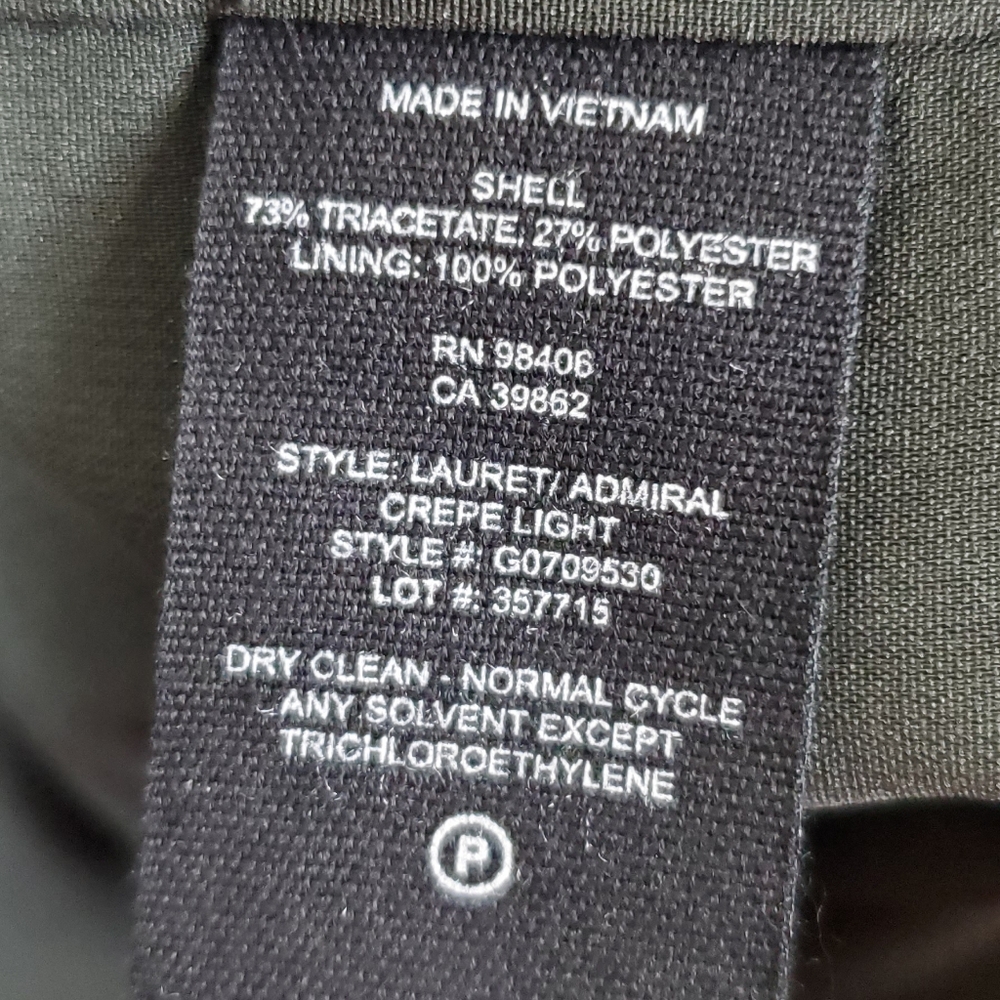 THEORY Lauret Admiral Crepe Light Top Dark Green Size 12 NWT - Picture 5 of 7